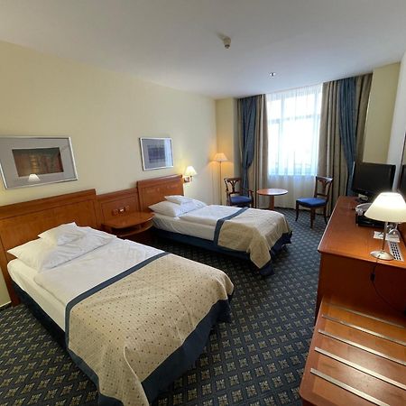 Ramada Prague City Centre Esterno foto