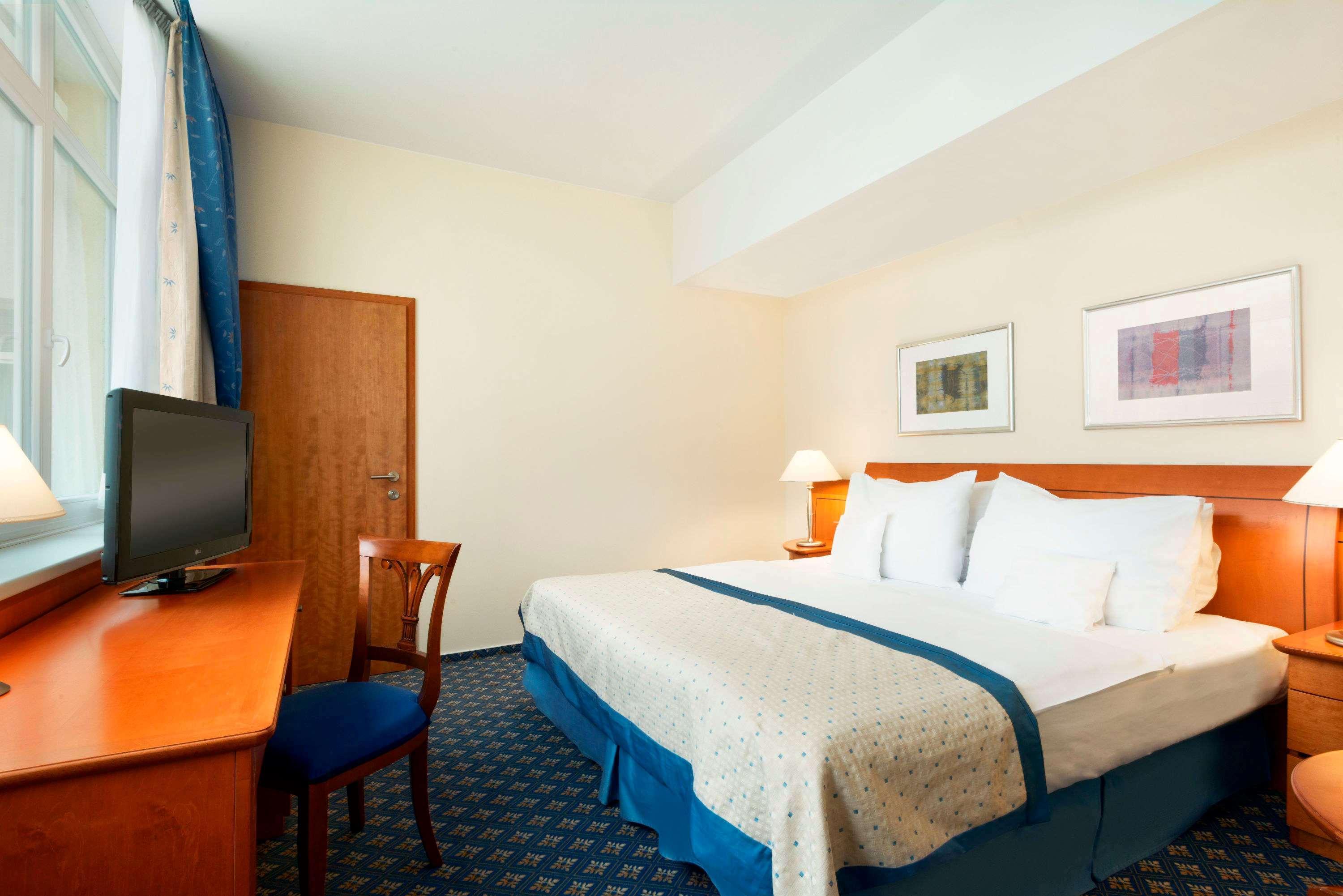 Ramada Prague City Centre Esterno foto