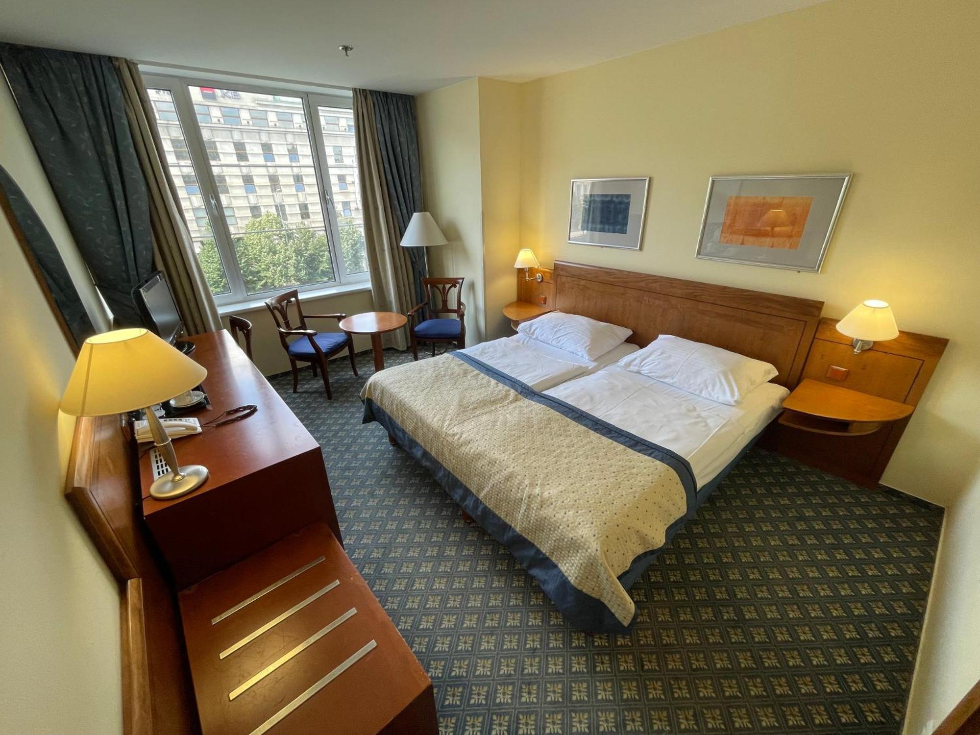 Ramada Prague City Centre Esterno foto